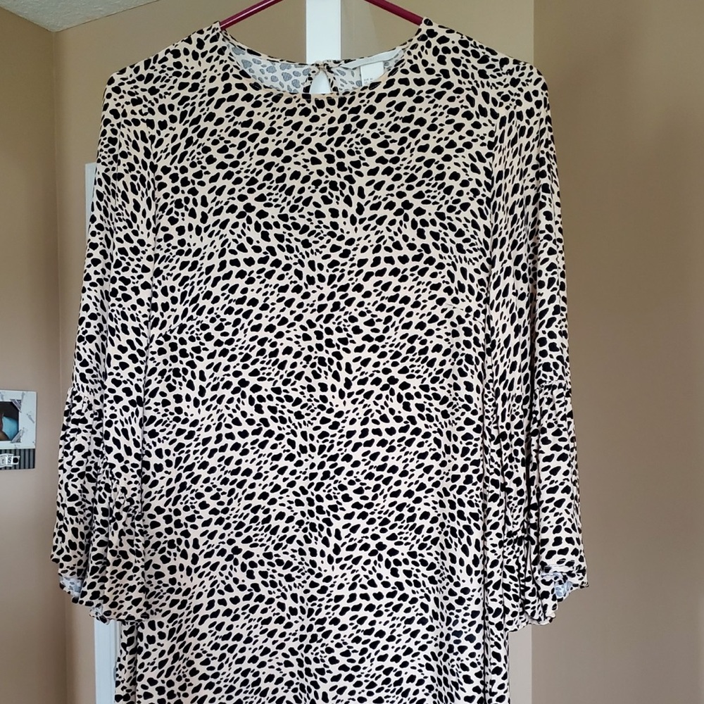 Women’s H&M dress